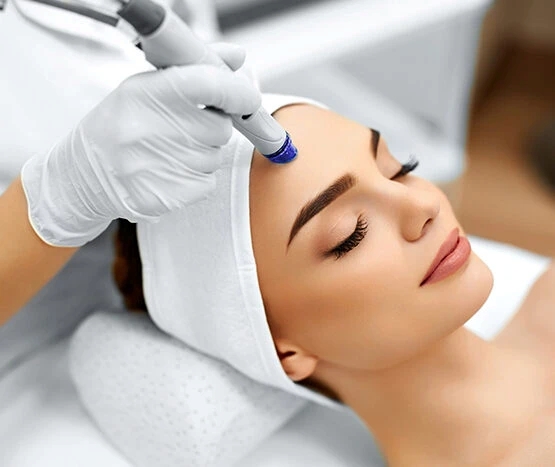 Microdermabrasion Treatment in Noida